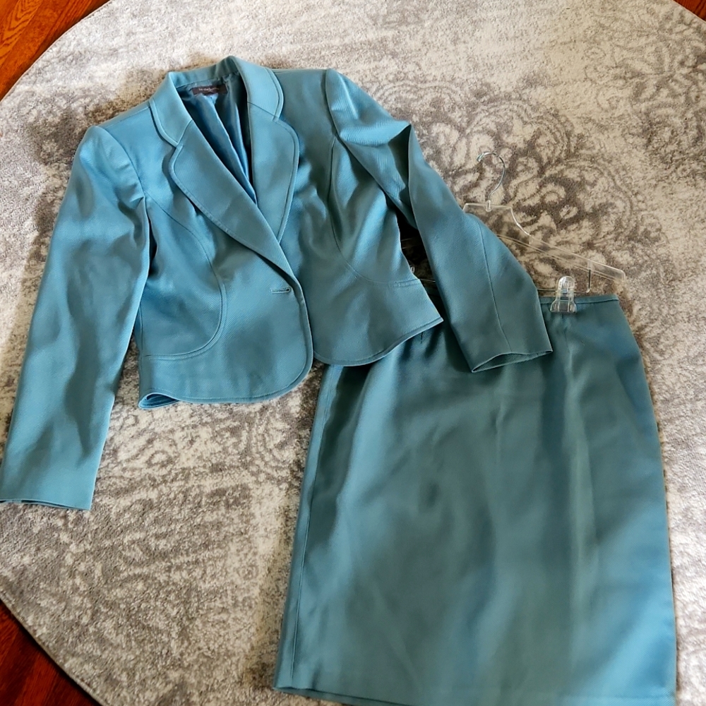 Liz Clairborne suit